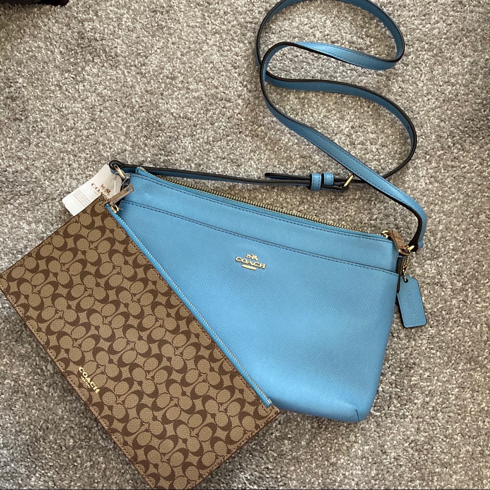 Coach 2 in 1 crossbody bag NWT mini bag